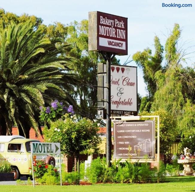 Berrigan酒店住宿-Bakery Park Motor Inn