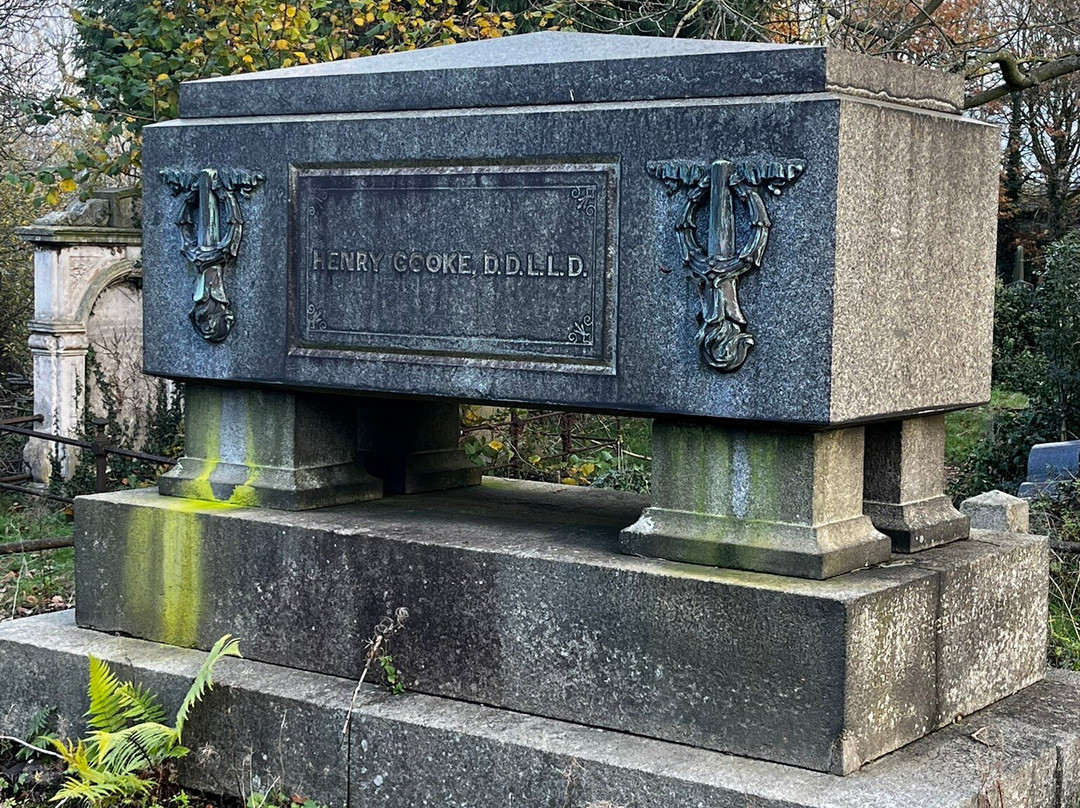 Balmoral Cemetery-贝尔法斯特必去景点