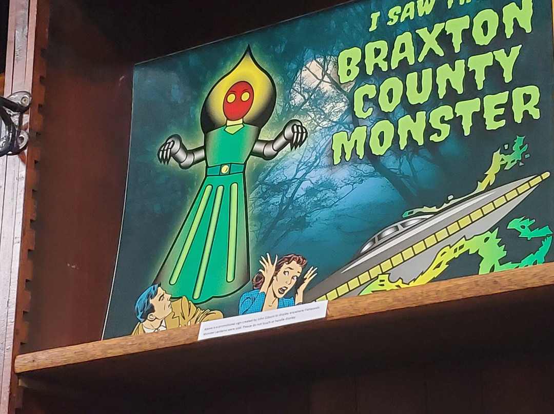 Flatwoods Monster Museum-Sutton必去景点