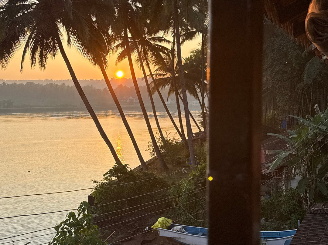 Neemrana's Three Waters主图