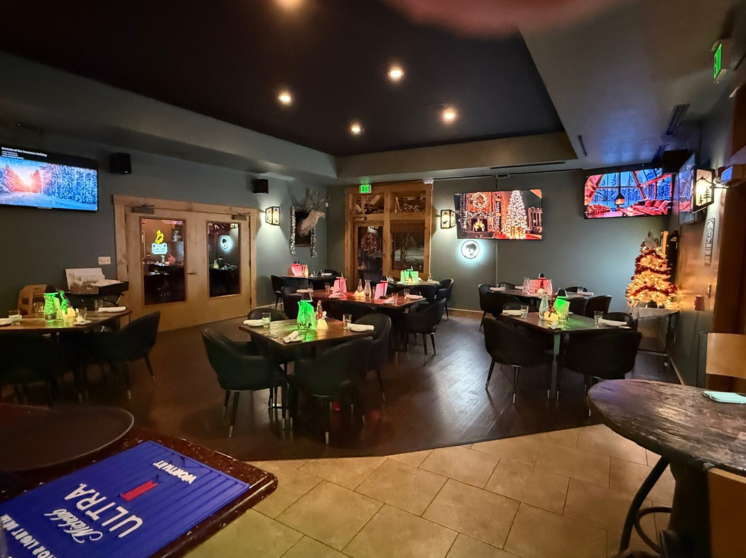 Flying Saddle Resort主图