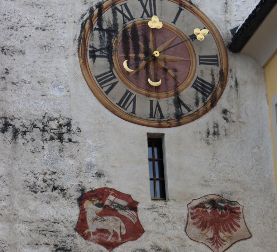 Porta Delle Orsoline-布鲁尼科必去景点