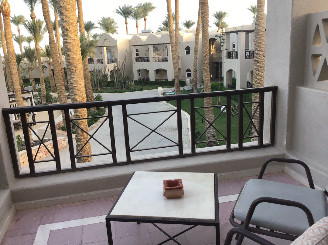 伊贝罗泰尔马卡迪海滩酒店主图