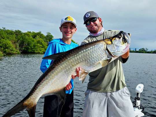 Pure Passion Fishing Charters-迈尔斯堡海滩必去景点