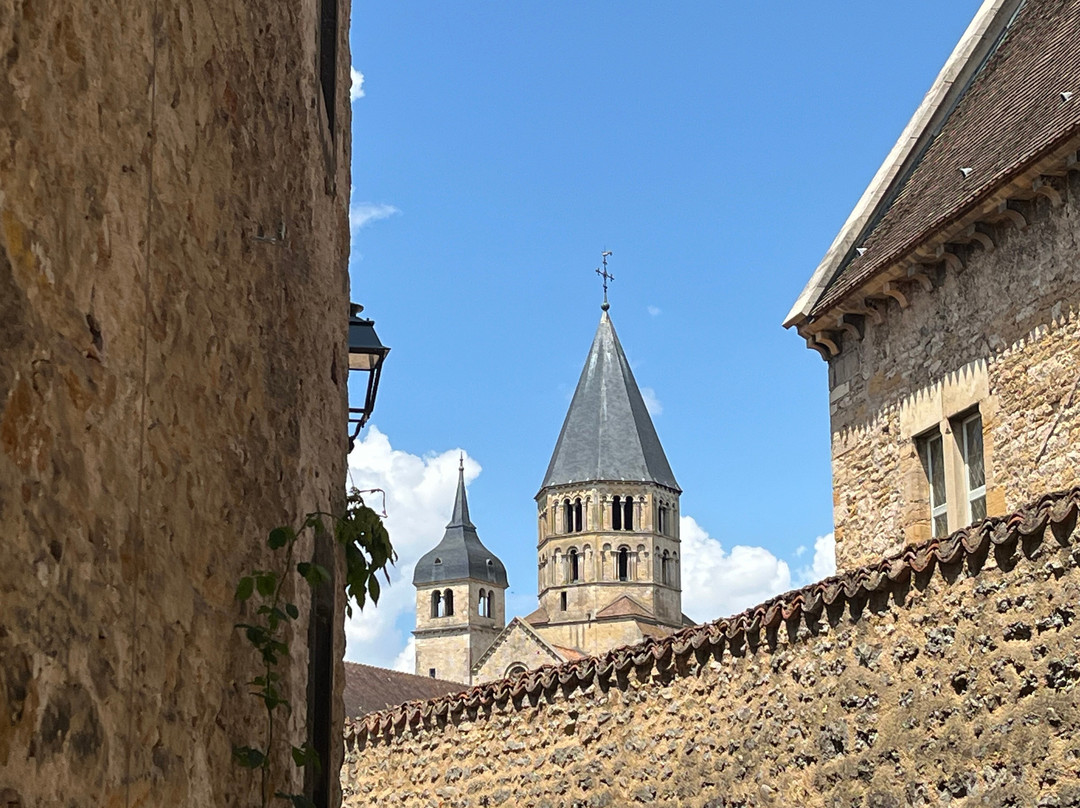 Maisons romanes à Cluny-Cluny必去景点