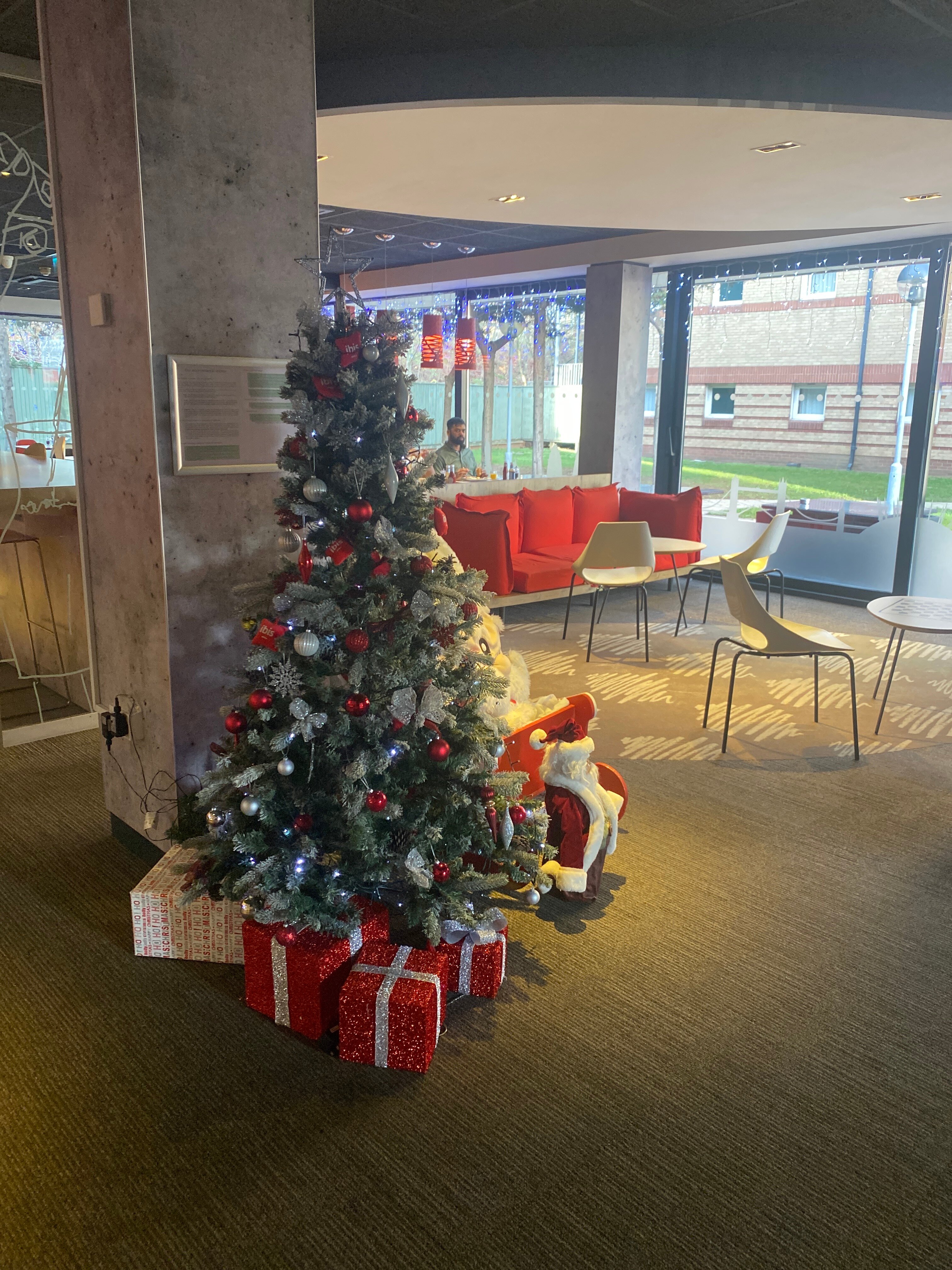 宜必思伦敦瑟罗克 M25 酒店-官方