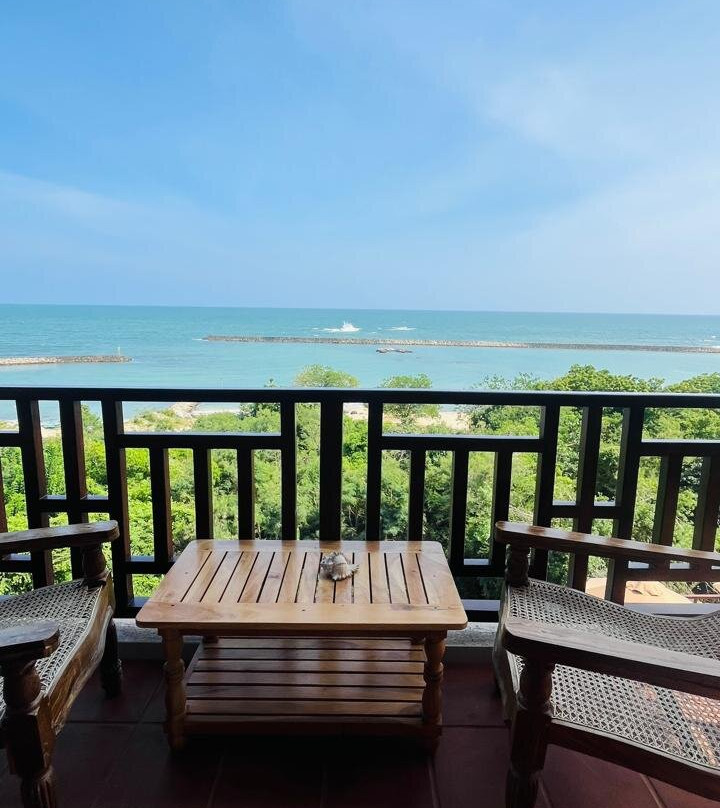 安纳塔亚海滩酒店主图