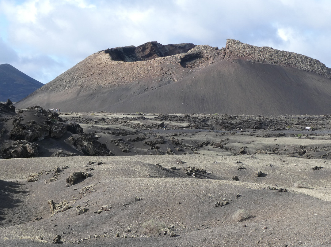 Volcan El Cuervo-La Asomada必去景点