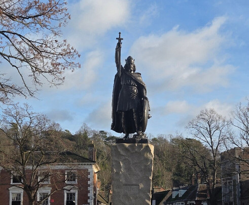 The King Alfred主图