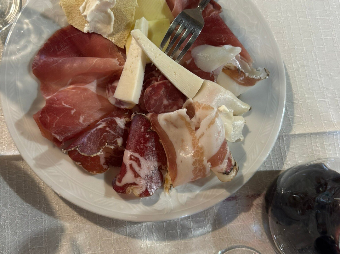 萨艾贾那酒店主图