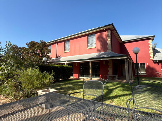 The Lawson Riverside Suites主图