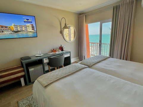 吕德里茨巢酒店主图