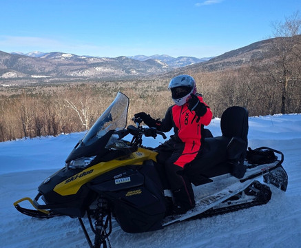 Northern Extremes Snowmobiling-巴特利特必去景点