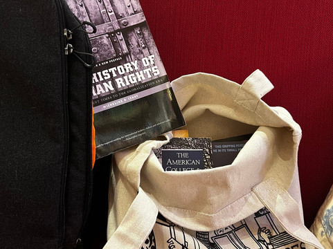 Prismatic Pages-奥斯陆必去景点