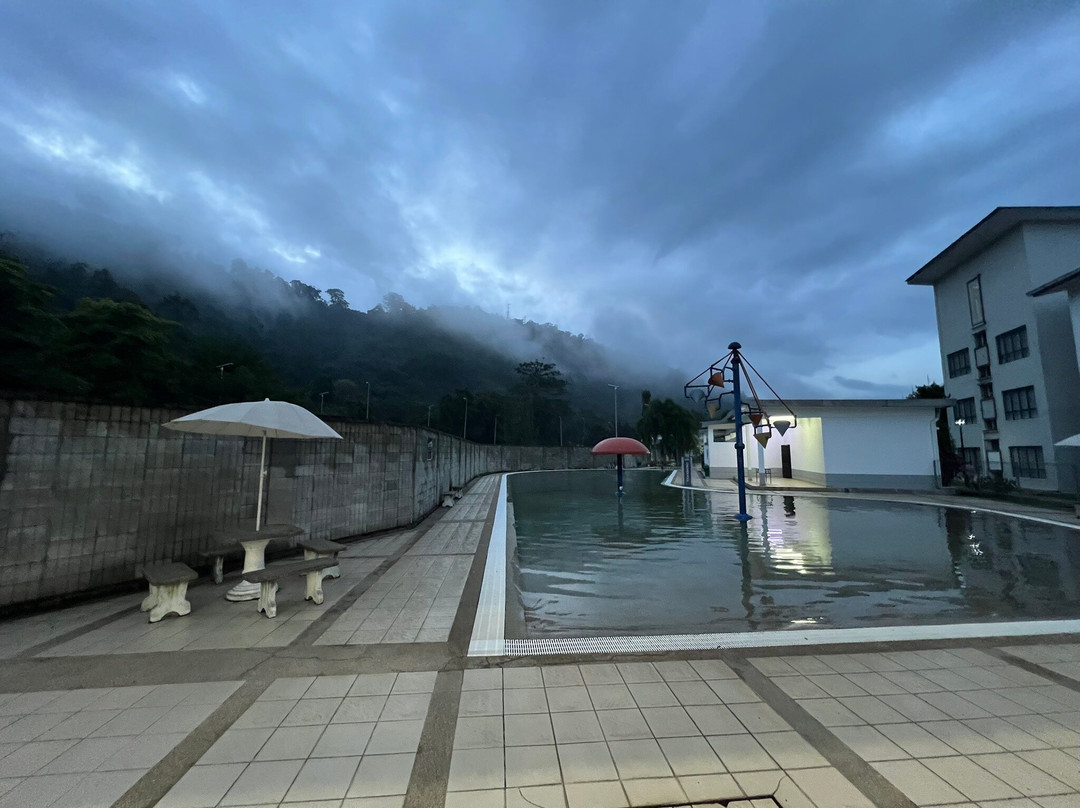 问东温泉苏利亚尔雅酒店主图