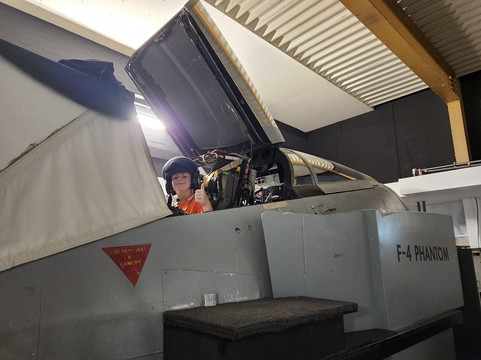 Aerospace Experience Flight Simulators-彼得伯勒必去景点