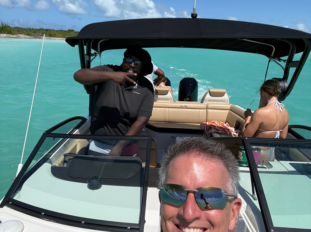 Blue Ocean Tours-Turtle Cove必去景点