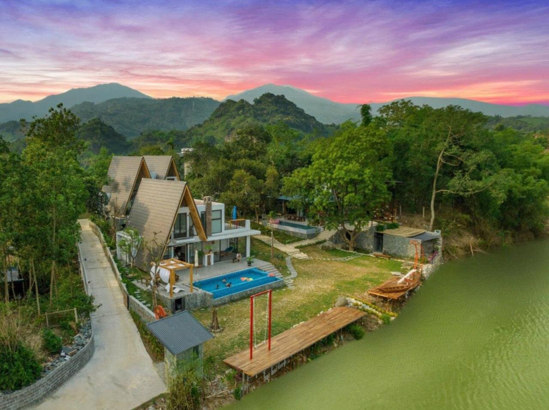 LaLa Villas