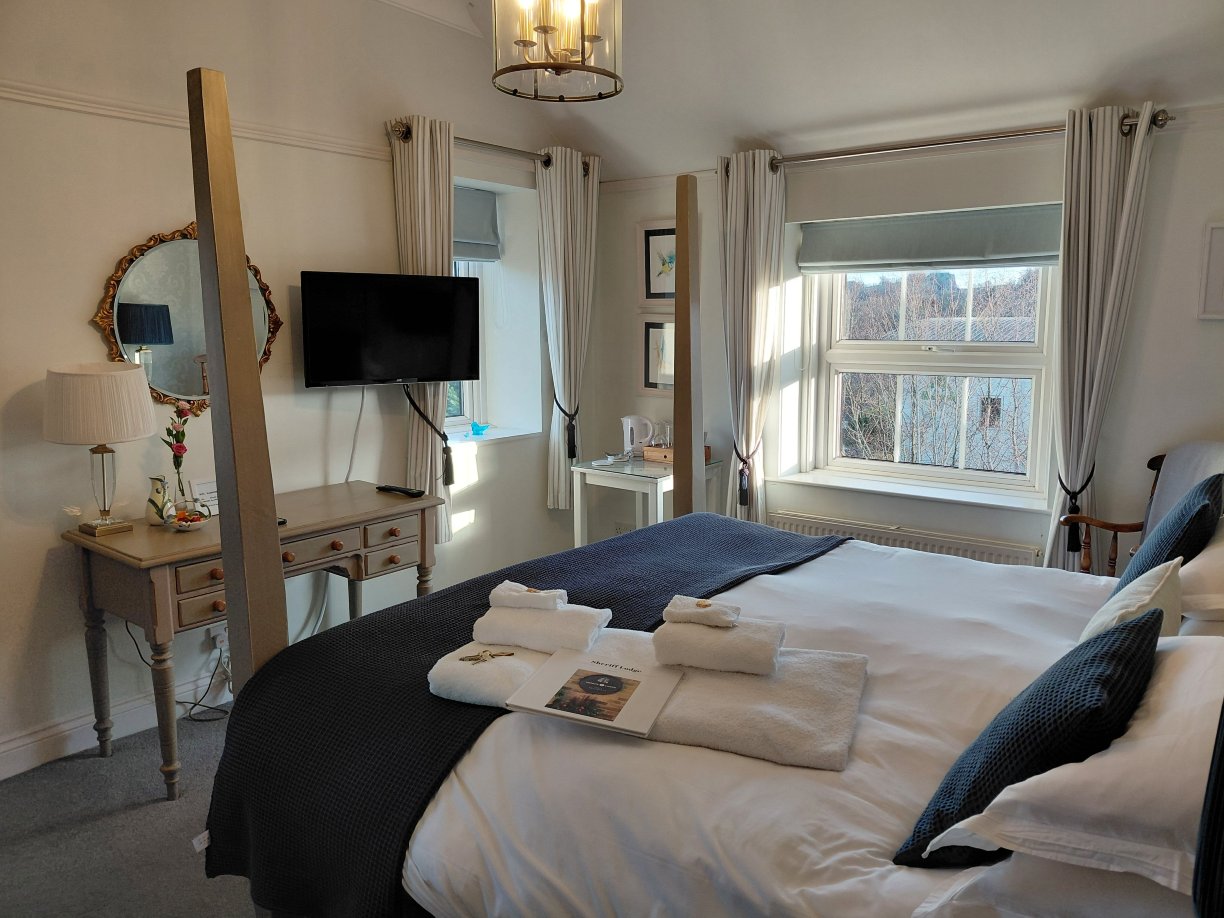 施里夫旅馆-官方