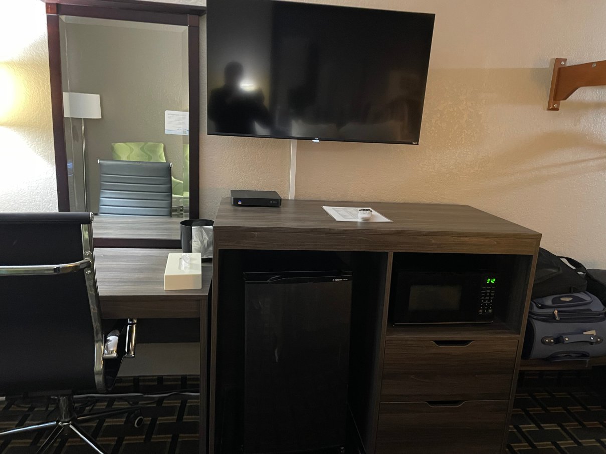 韦克罗斯速8酒店-客卧