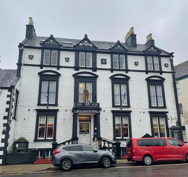 巴克卢阿姆斯酒店-官方