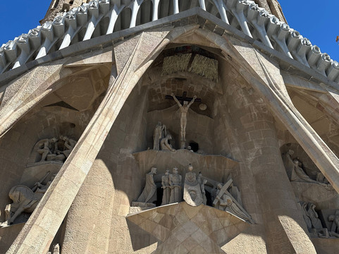 Guia de Turismo Brasileiro em Barcelona-巴塞罗那必去景点