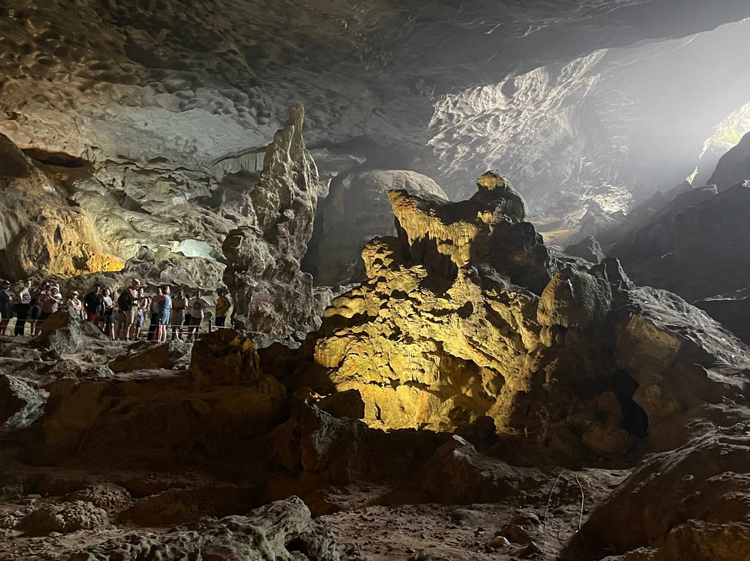 Aime'e Cruises-Quang Ninh必去景点