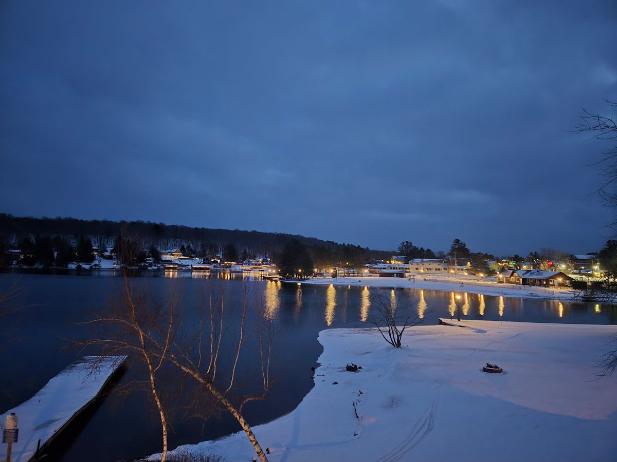 Water's Edge Inn-官方