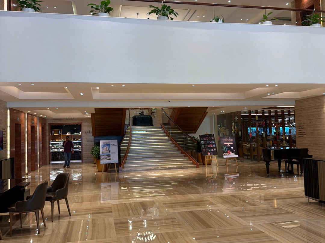 高塔公寓-哥印拜陀主图