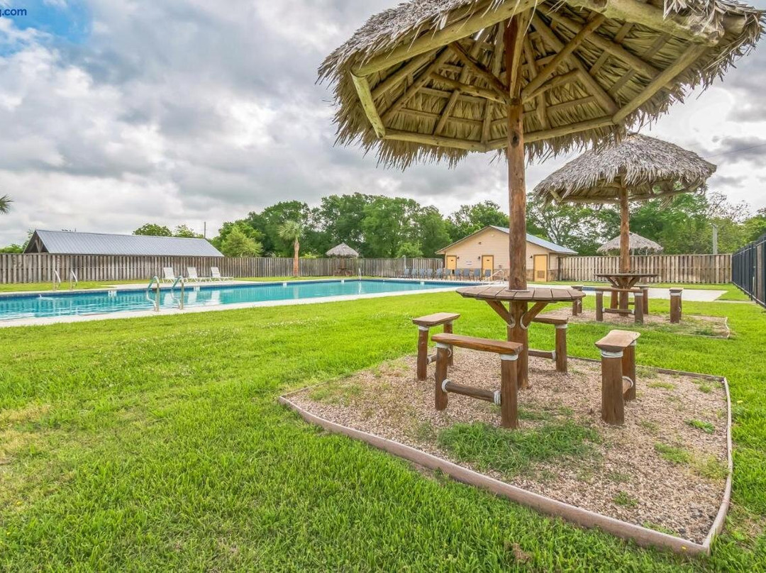 Water's Edge RV Resort