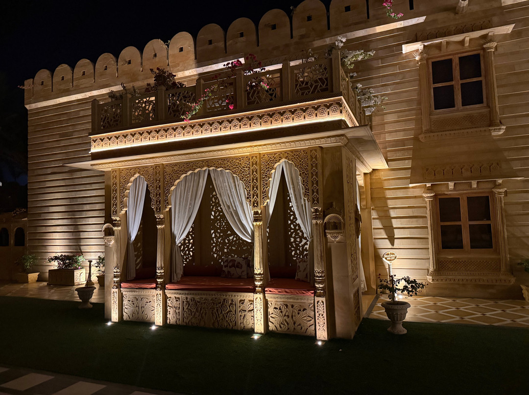 拉雅达堡酒店主图