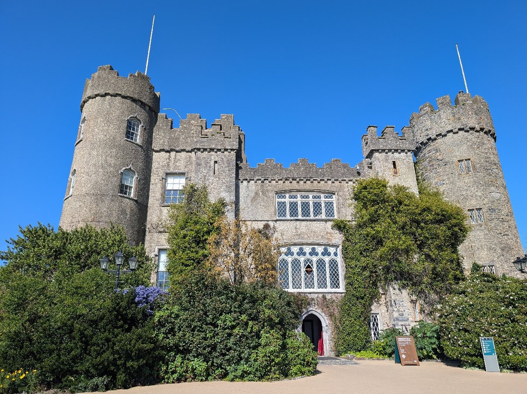 Malahide Castle & Gardens-马拉海德必去景点