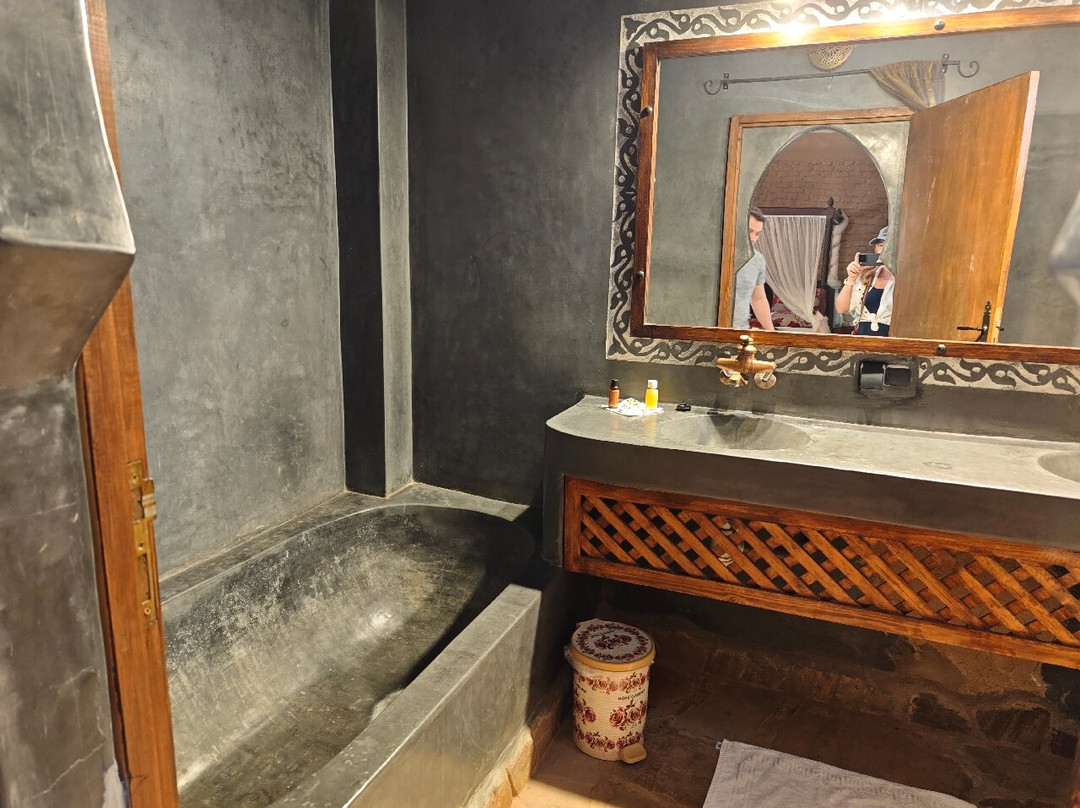 杜玫瑰菈沙漠酒店主图