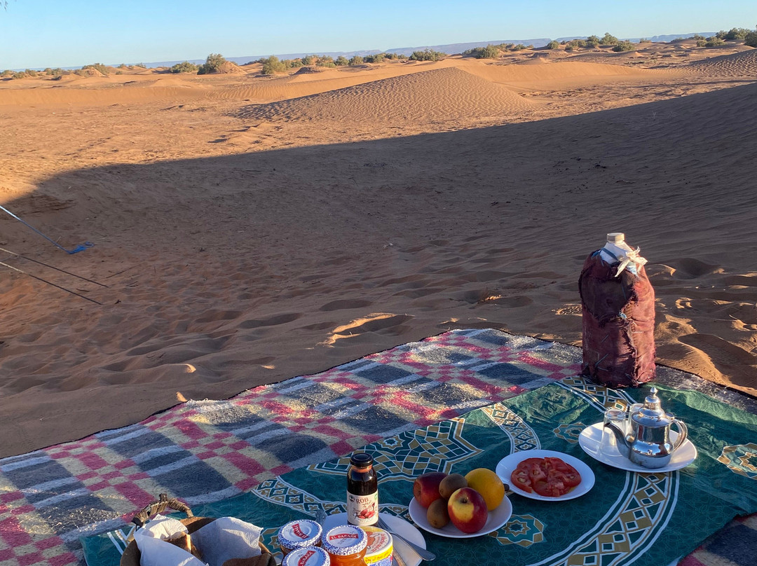 Desert Maroc Tours - Day Tours-扎古拉必去景点