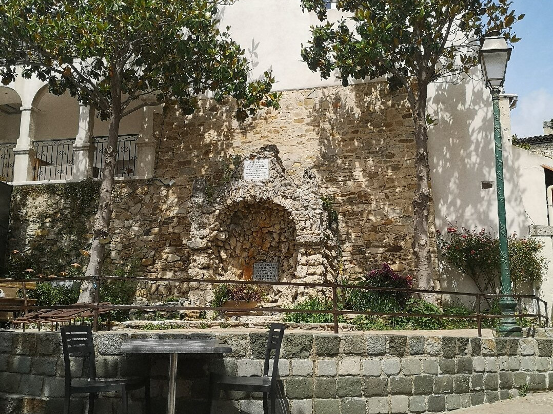 Le Castellet Village Médiéval-Le Castellet必去景点