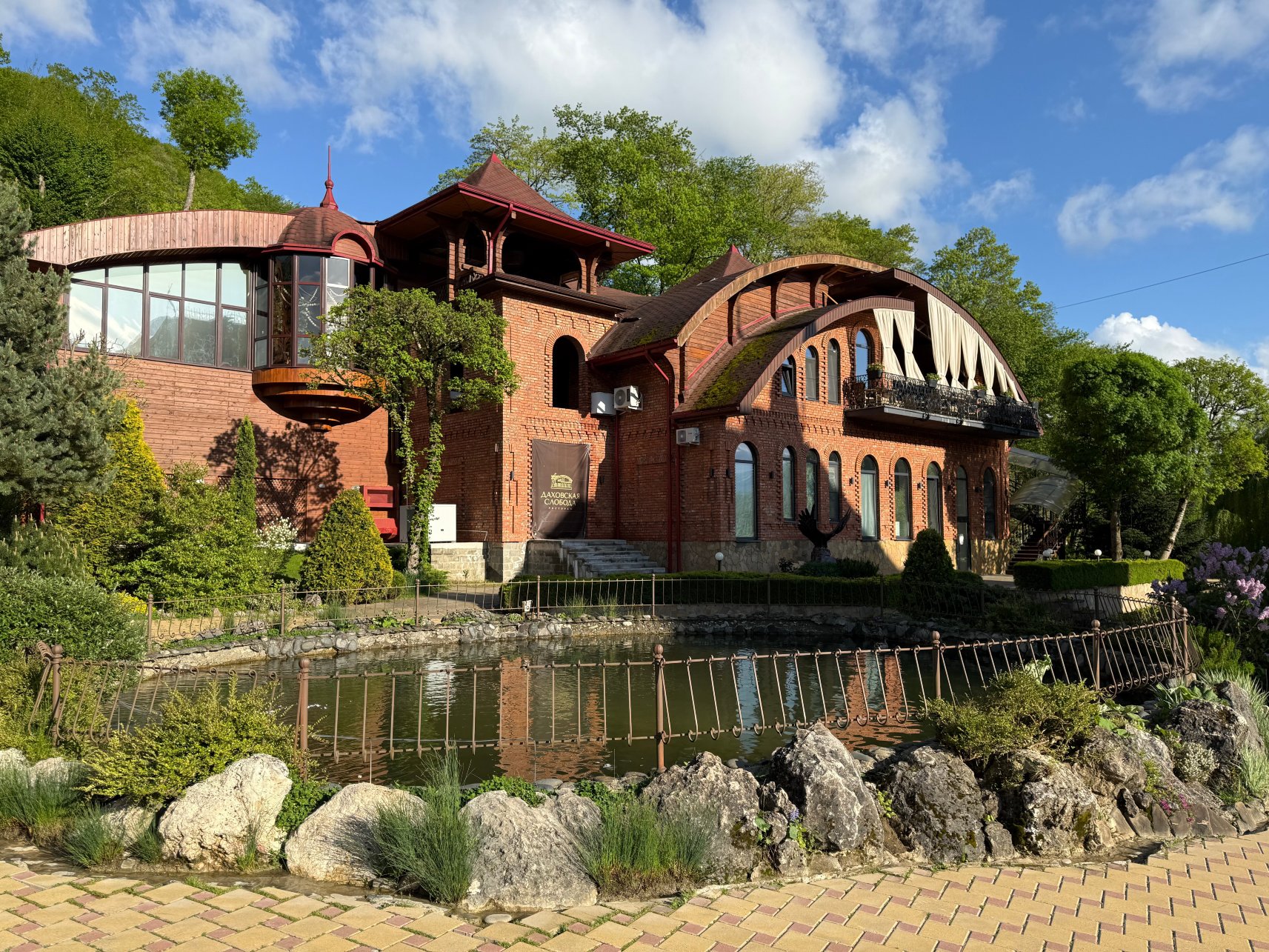 达霍夫斯卡雅斯洛博达酒店-旅行者