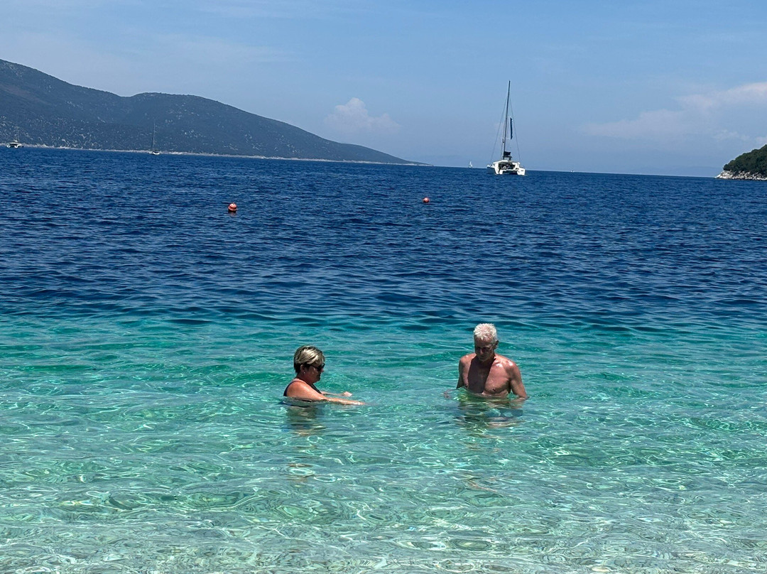 Antisamos Beach-萨米必去景点