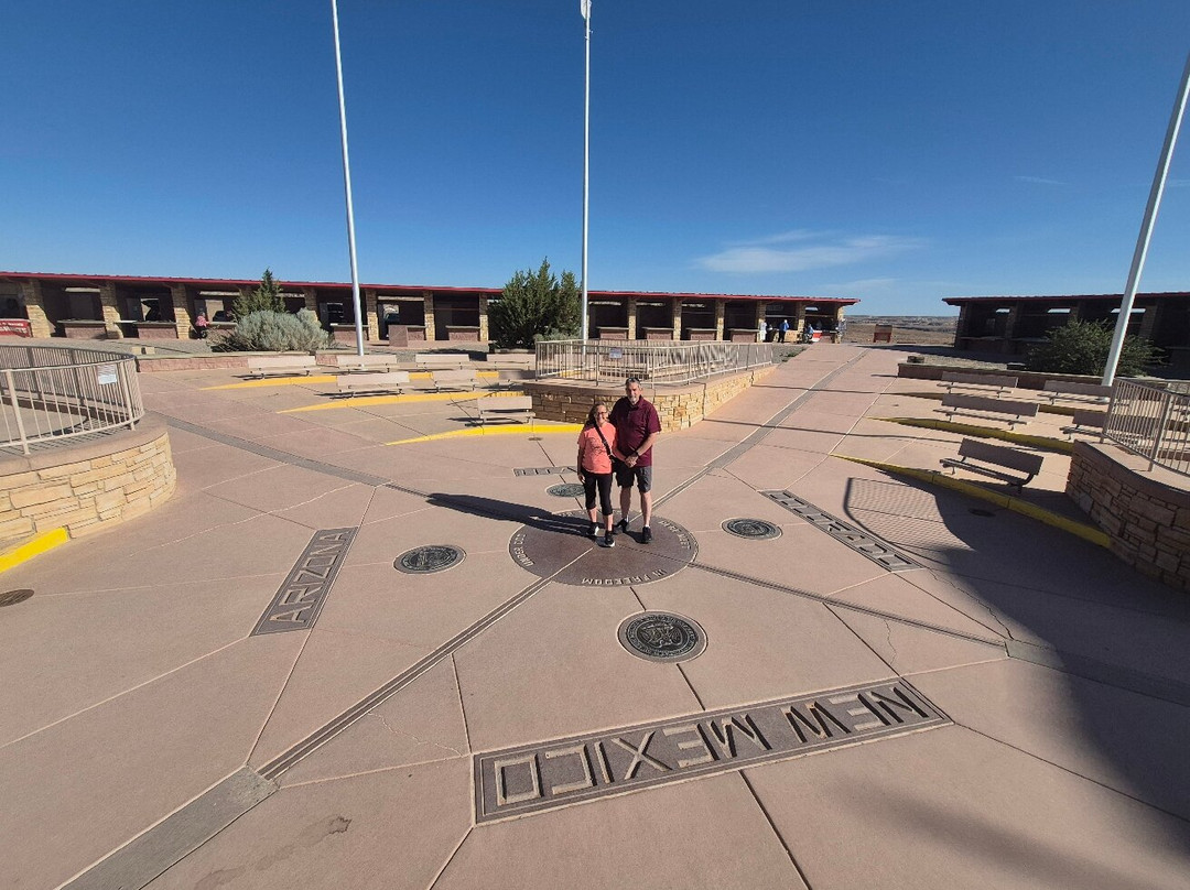 Four Corners Monument-Teec Nos Pos必去景点