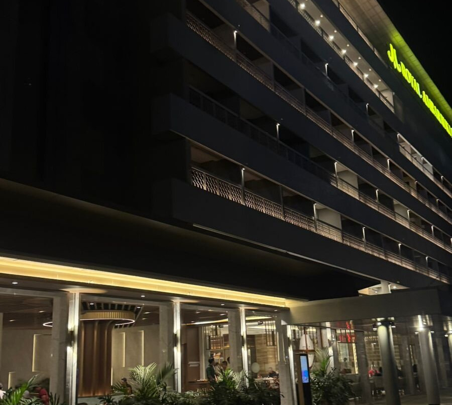 日惹爱慕卡摩皇家酒店主图