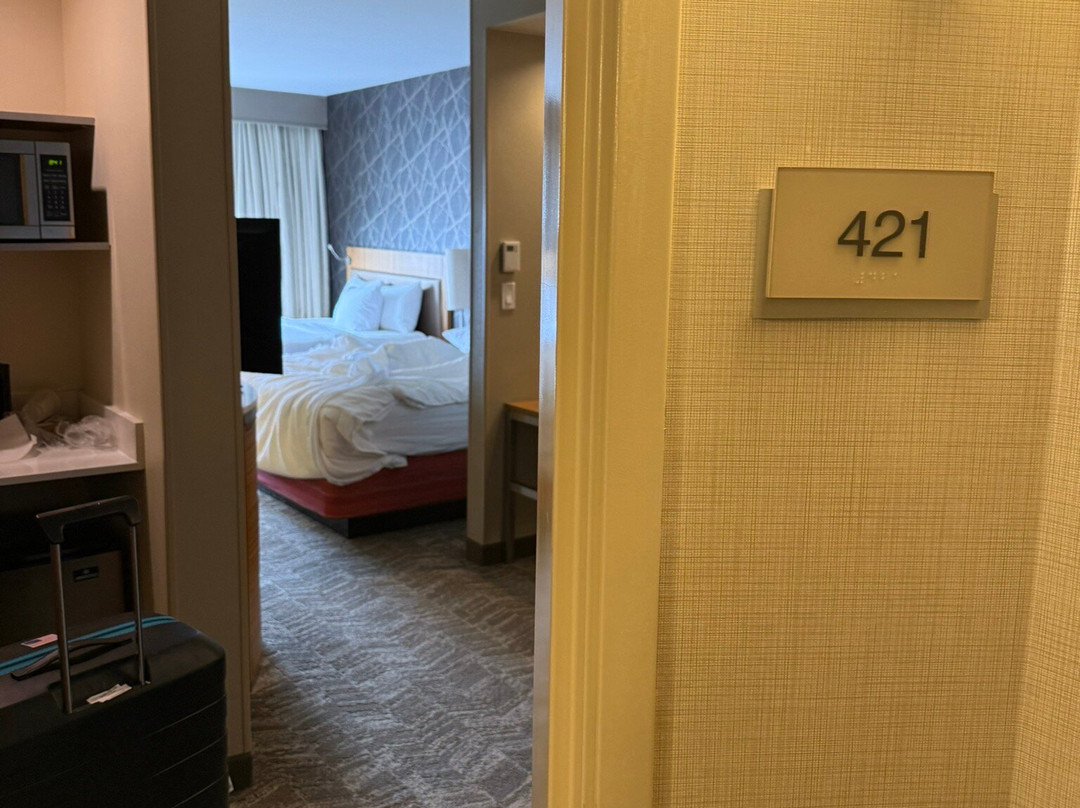布伦特伍德圣路易斯SpringHill Suites 酒店主图