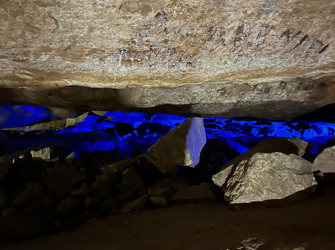 Seneca Caverns-Bellevue必去景点
