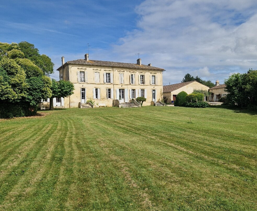 Château le Noble-Saint-Germain-Du-Puch必去景点