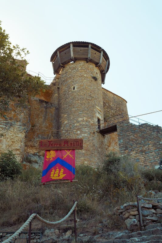 Château de Peyrelade-Riviere-sur-Tarn必去景点
