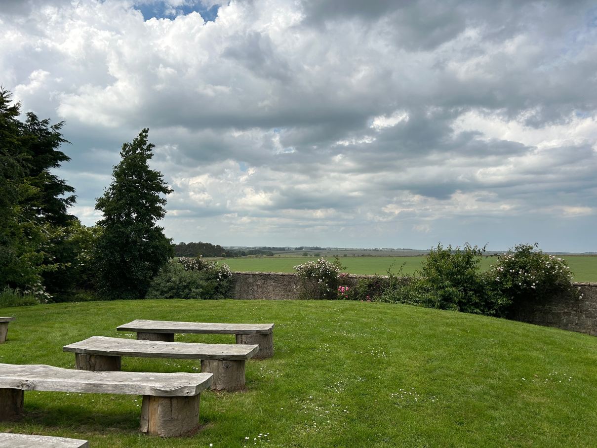 Newton Hall-旅行者