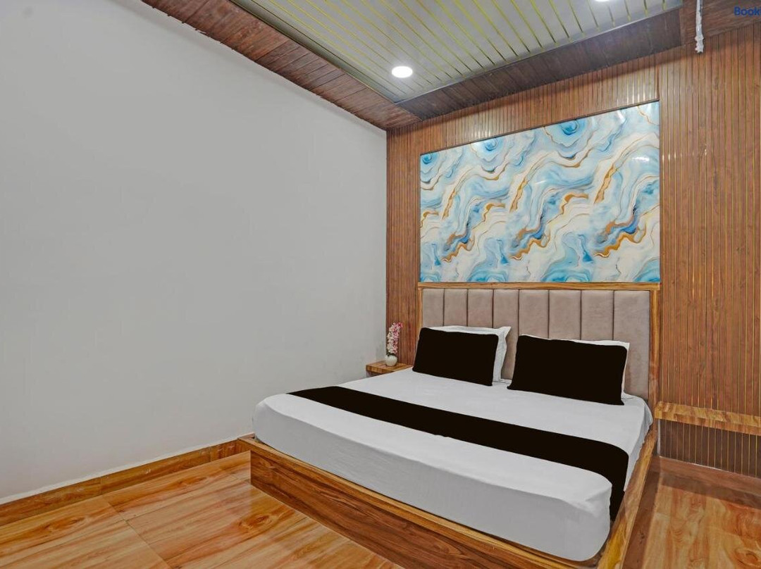 Hotel O by OYOThe Signature Stay Guest House