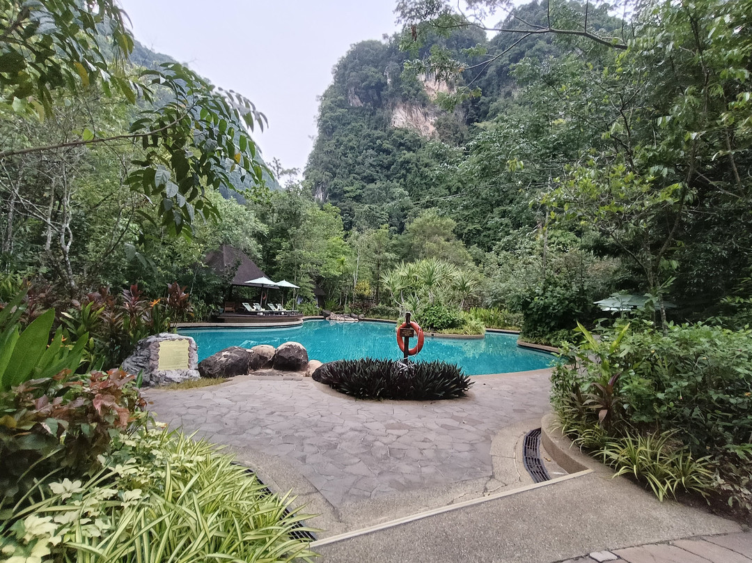万雅岚温泉度假村主图