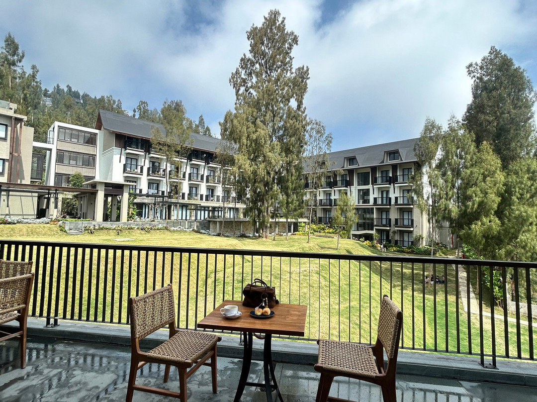 Jambuluwuk Bromo Poshtel