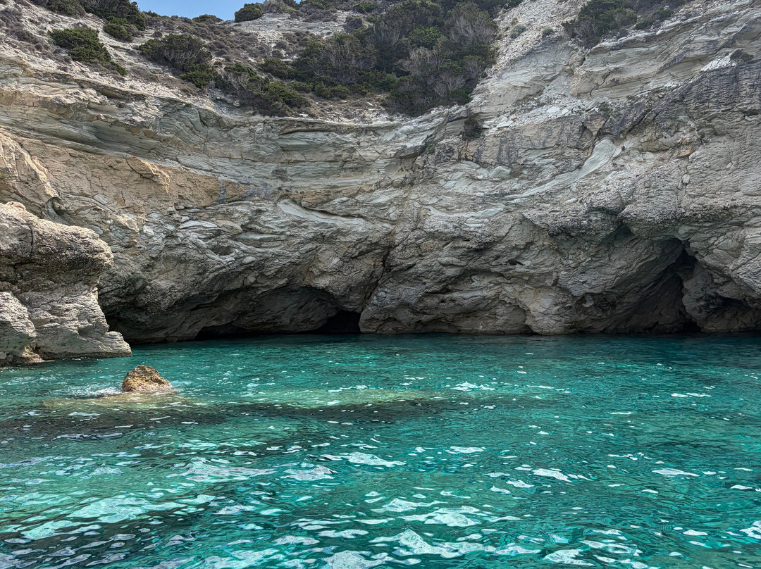 Panos Boats & Trips-Loggos必去景点