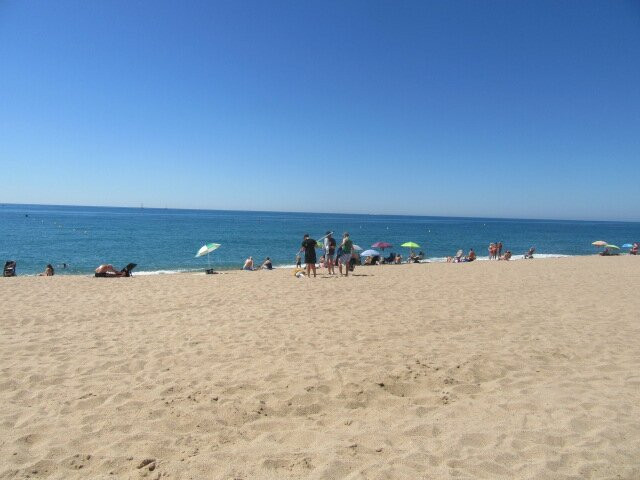 Pinada Beach-Pineda de Mar必去景点