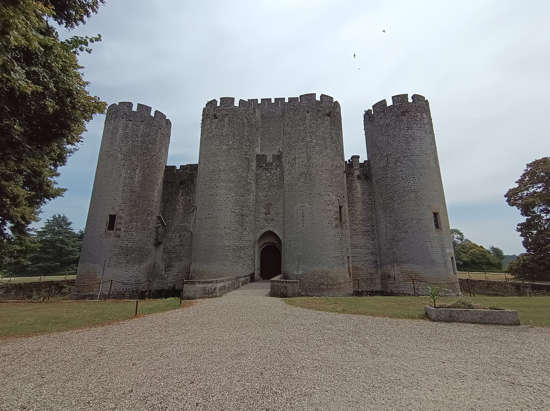 Chateau de Roquetaillade-Mazeres必去景点